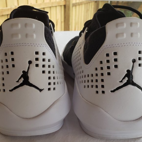 Nike Air Jordan Express - Picture 3 of 4